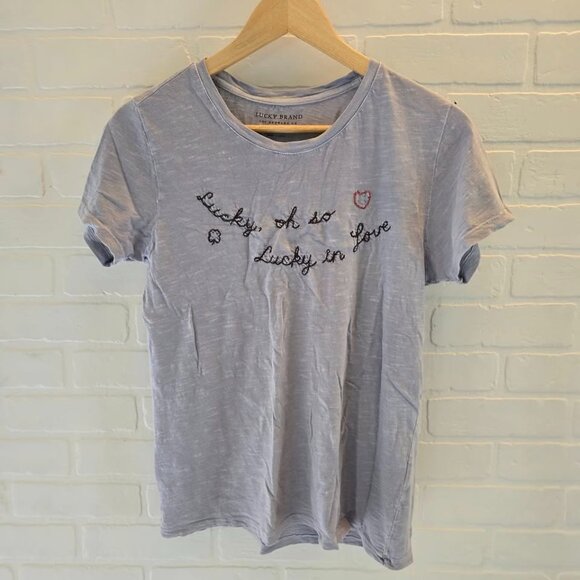 Lucky Brand 'Lucky in Love' Embroidered Graphic Tee Women's Size Small - Picture 1 of 5